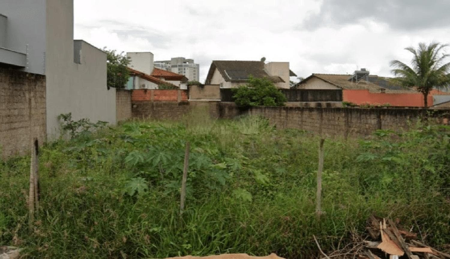 Terreno à venda no bairro Alto Umuarama em Uberlândia/MG