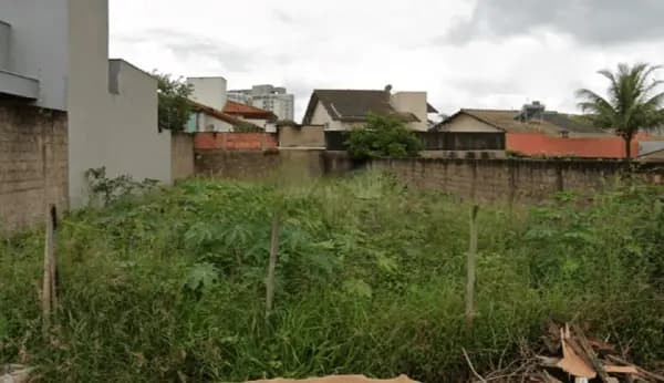 Terreno à venda no bairro Alto Umuarama em Uberlândia/MG