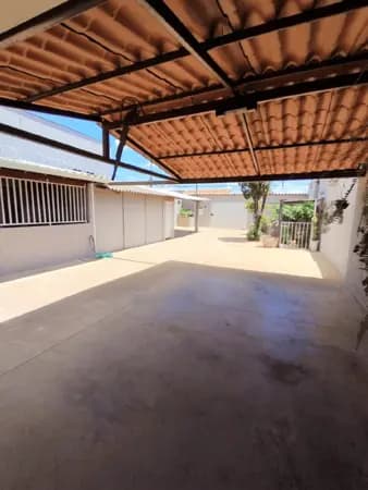 Casa à venda no bairro Santa Rosa em Uberlândia/MG