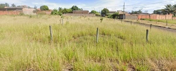 Terreno à venda no bairro Jardim Ipanema II em Uberlândia/MG