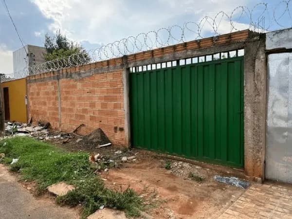 Terreno à venda no bairro São Jorge em Uberlândia/MG