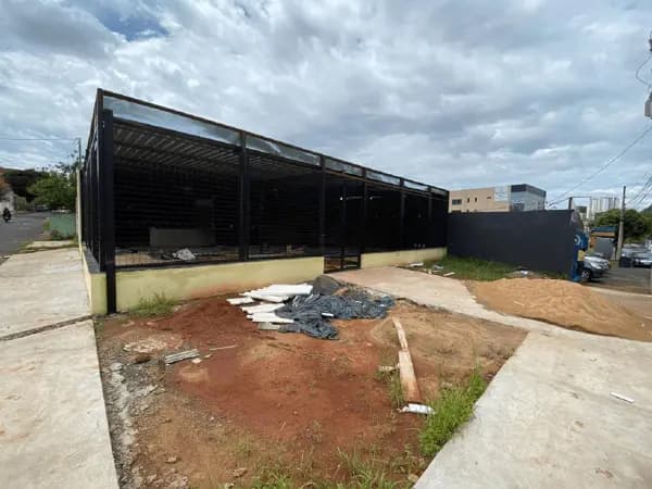 Terreno à venda no bairro Tabajaras em Uberlândia/MG