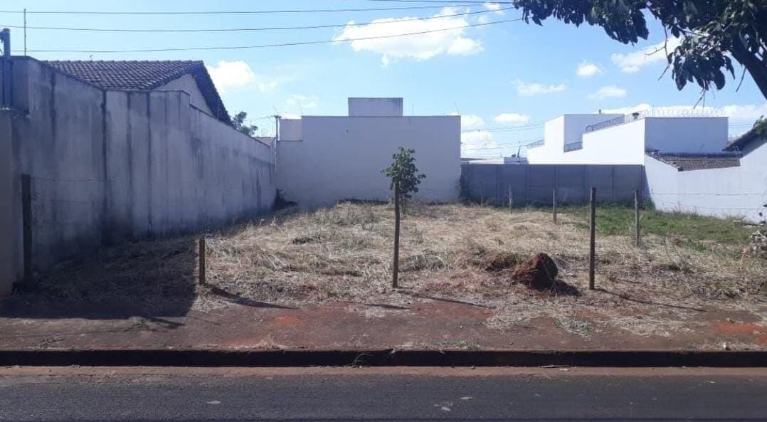 Terreno à venda no bairro Alto Umuarama em Uberlândia/MG
