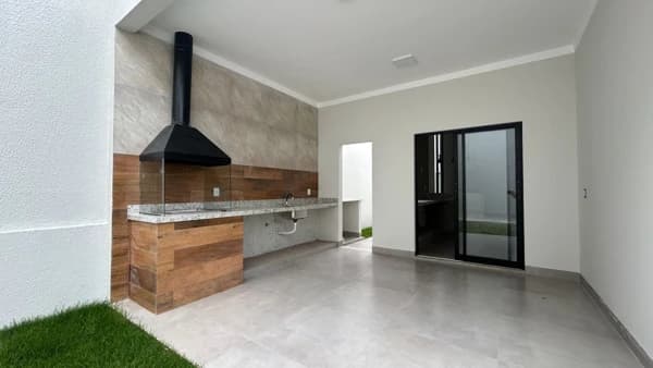 Casa à venda no bairro Bosque dos Buritis em Uberlândia/MG