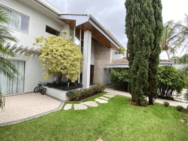 Casa à venda no bairro Morada da Colina em Uberlândia/MG