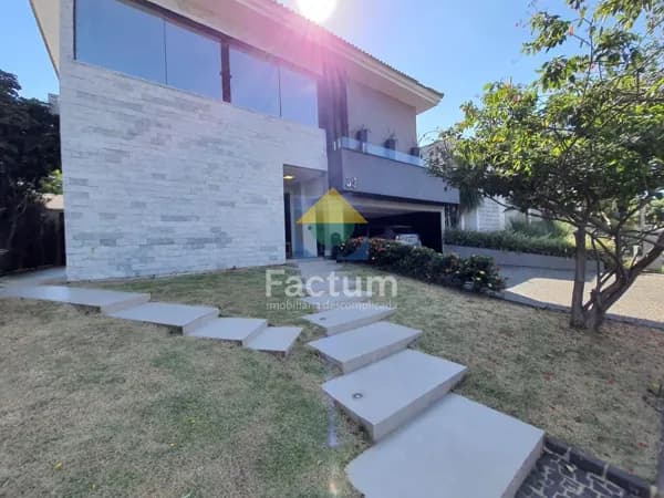 Casa em Uberlândia - Nova Uberlândia