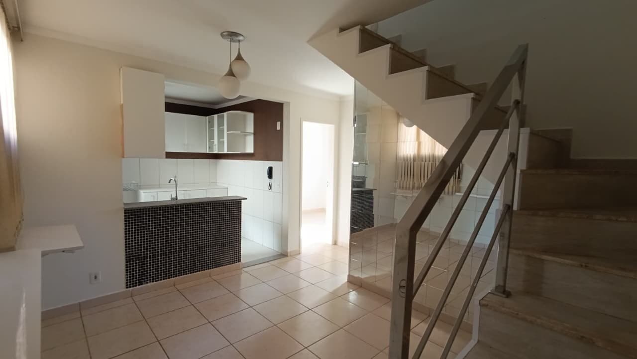 Apartamento à venda no bairro Santa Mônica em Uberlândia/MG