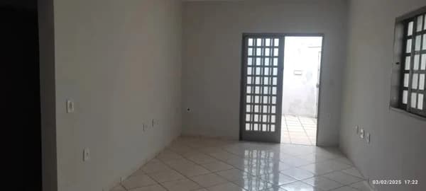 Casa à venda no bairro Jardim Patrícia em Uberlândia/MG