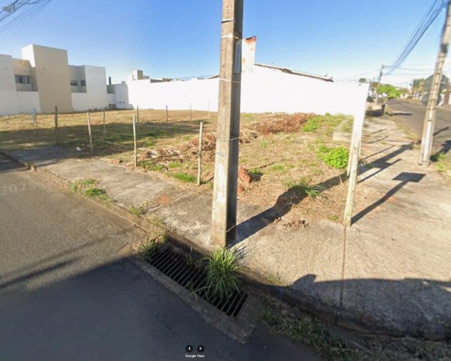 Terreno à venda no bairro Aclimação em Uberlândia/MG