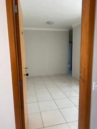 Apartamento à venda no bairro Jardim Holanda em Uberlândia/MG