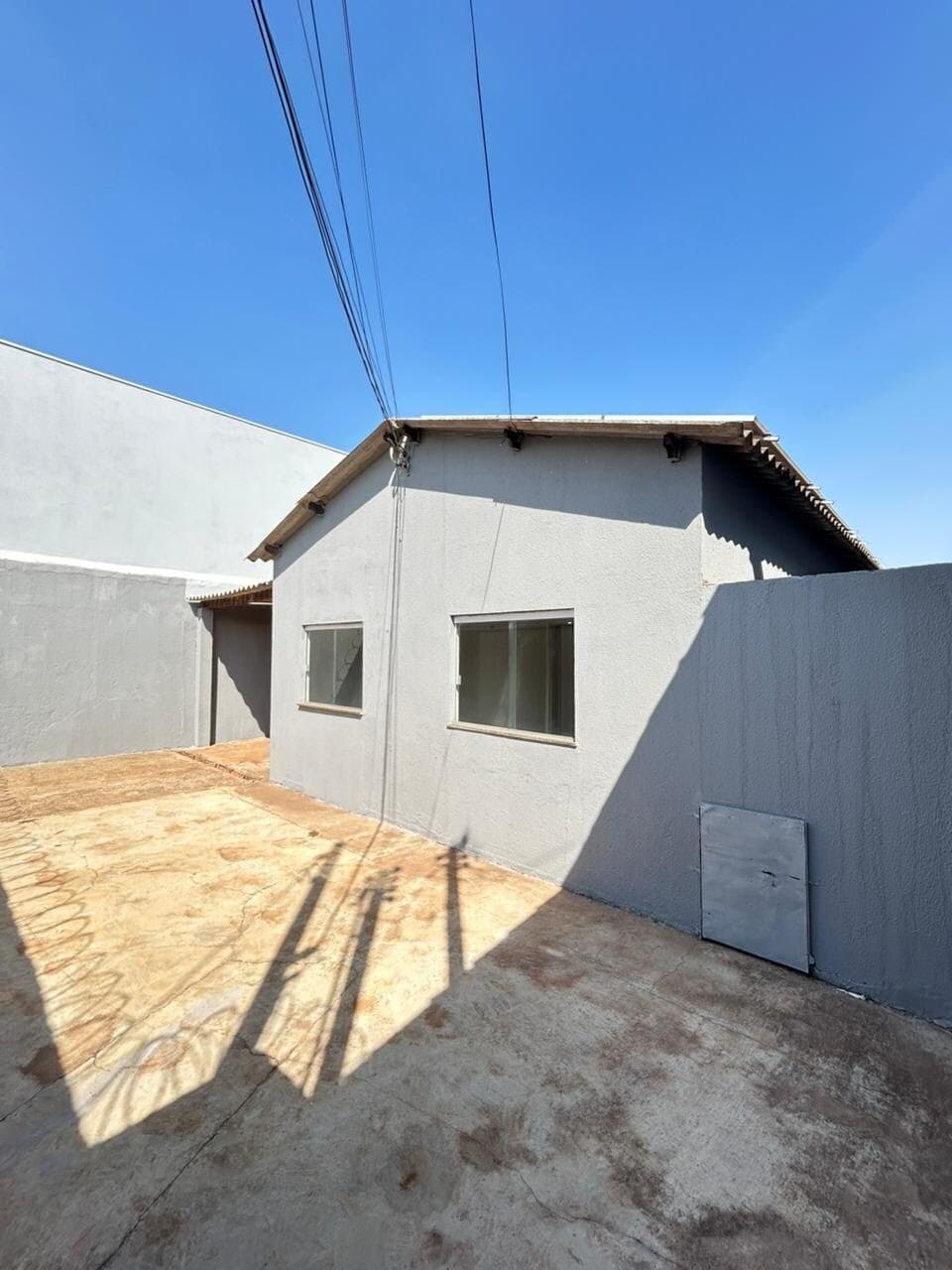 Casa à venda no bairro Santa Mônica em Uberlândia/MG