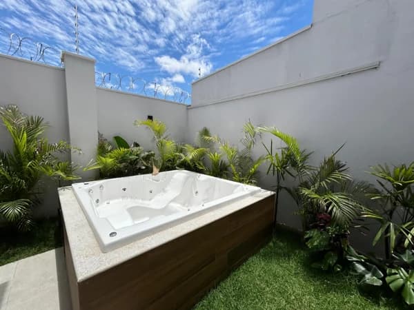 Casa à venda no bairro Grand Ville em Uberlândia/MG