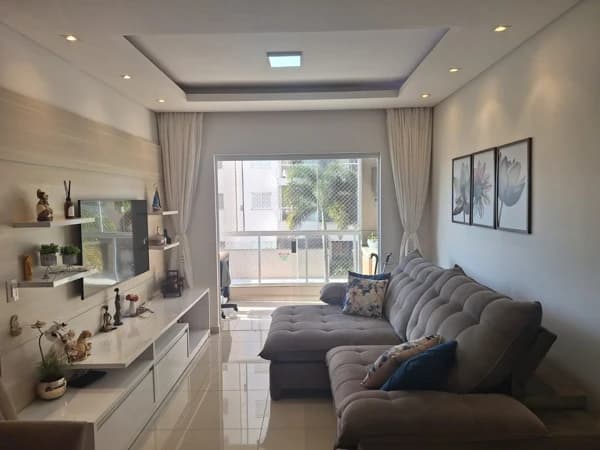 Apartamento à venda no bairro Santa Mônica em Uberlândia/MG