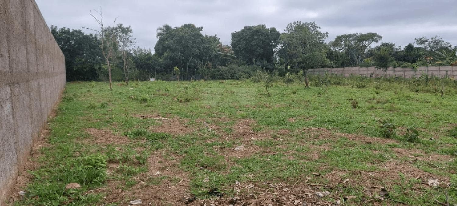 Terreno à venda no bairro Morada Nova em Uberlândia/MG