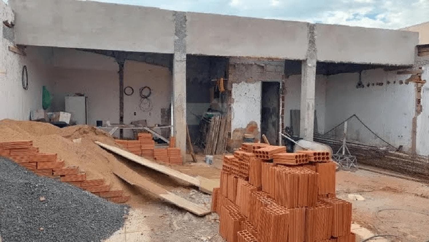 Terreno à venda no bairro São Jorge em Uberlândia/MG