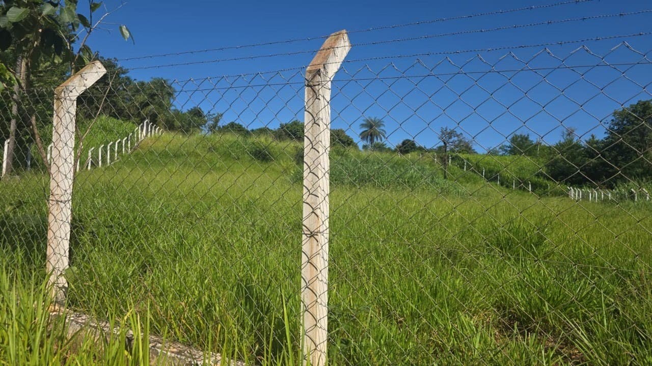 Terreno à venda no bairro Represa De Miranda 4 em Uberlândia/MG