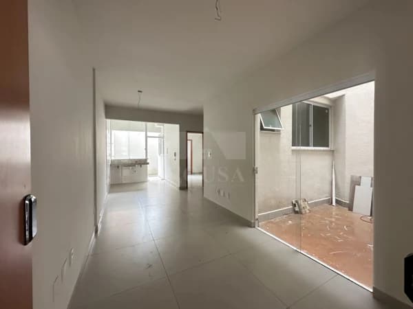 Apartamento à venda no bairro Vida Nova em Uberlândia/MG