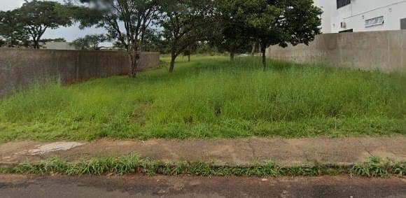 Terreno à venda no bairro Itapema Sul em Uberlândia/MG