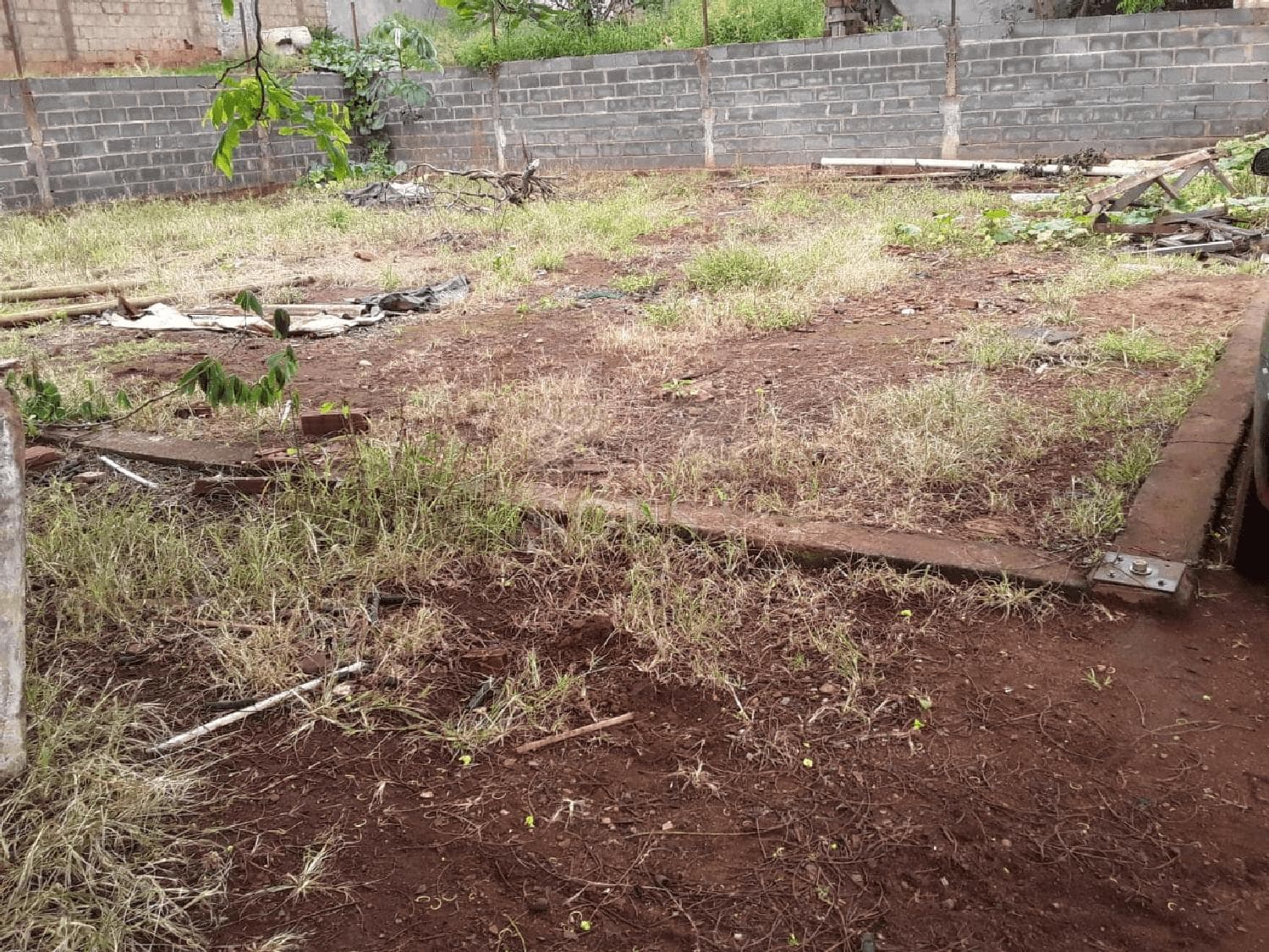 Terreno à venda no bairro Tubalina em Uberlândia/MG