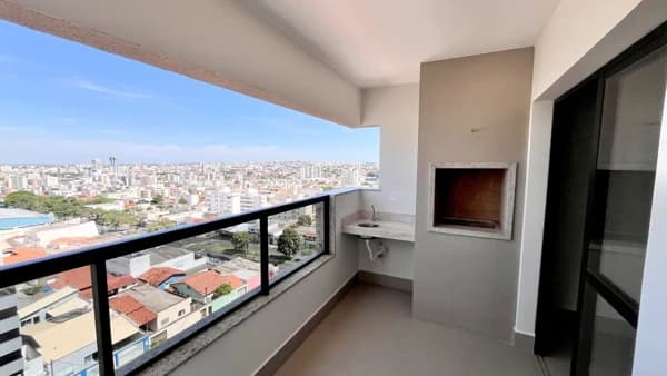 Apartamento à venda no bairro Santa Mônica em Uberlândia/MG