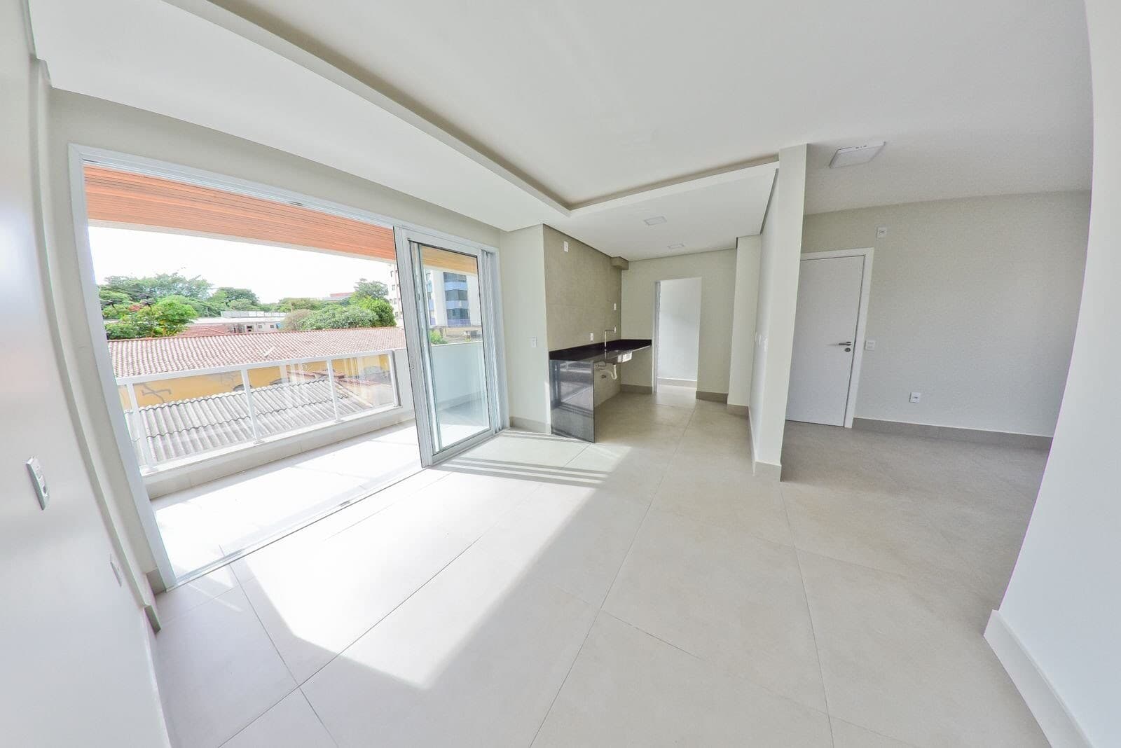 Apartamento à venda no bairro Saraiva em Uberlândia/MG