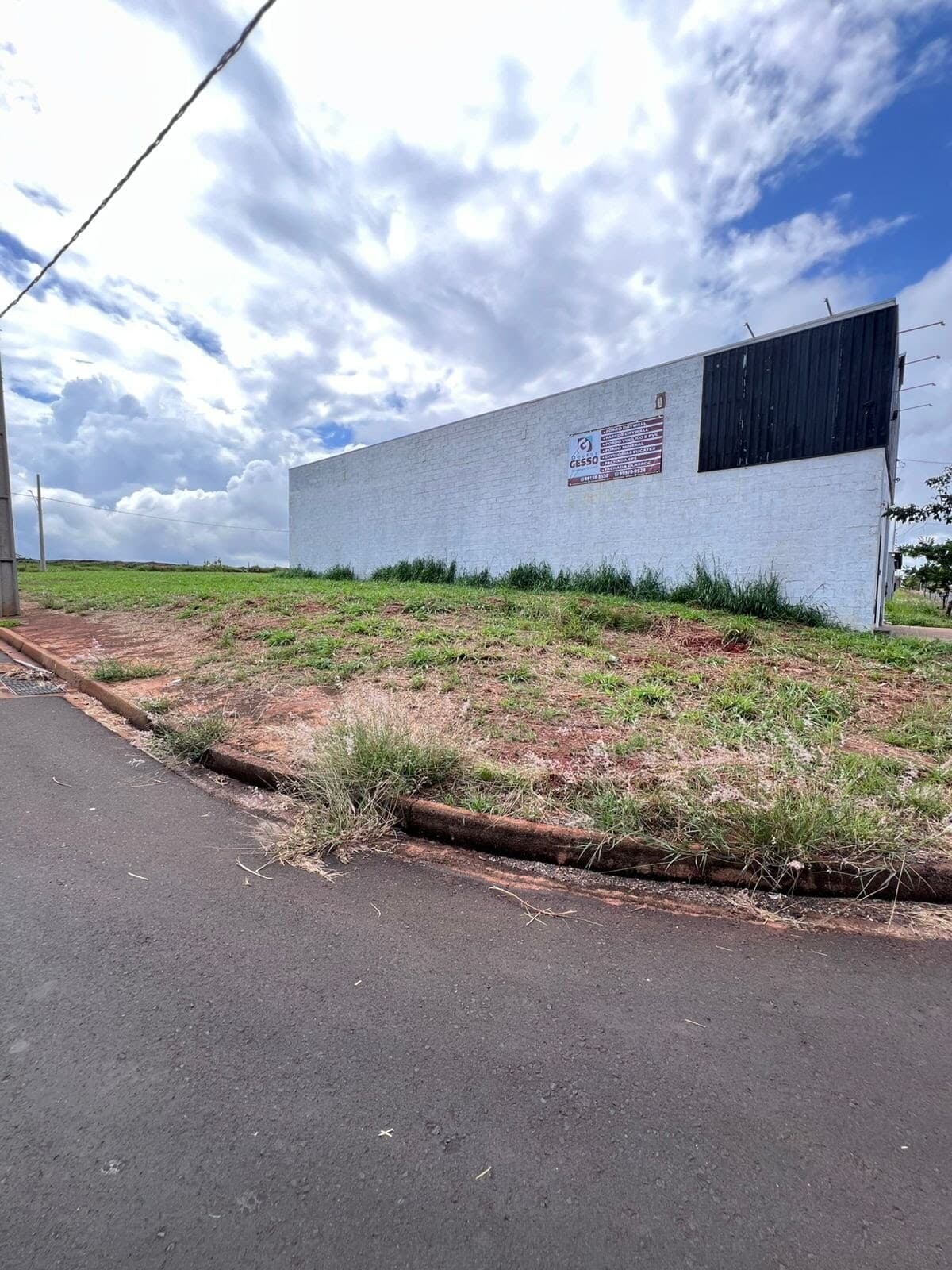 Terreno à venda no bairro Nascente Do Vale em Uberlândia/MG