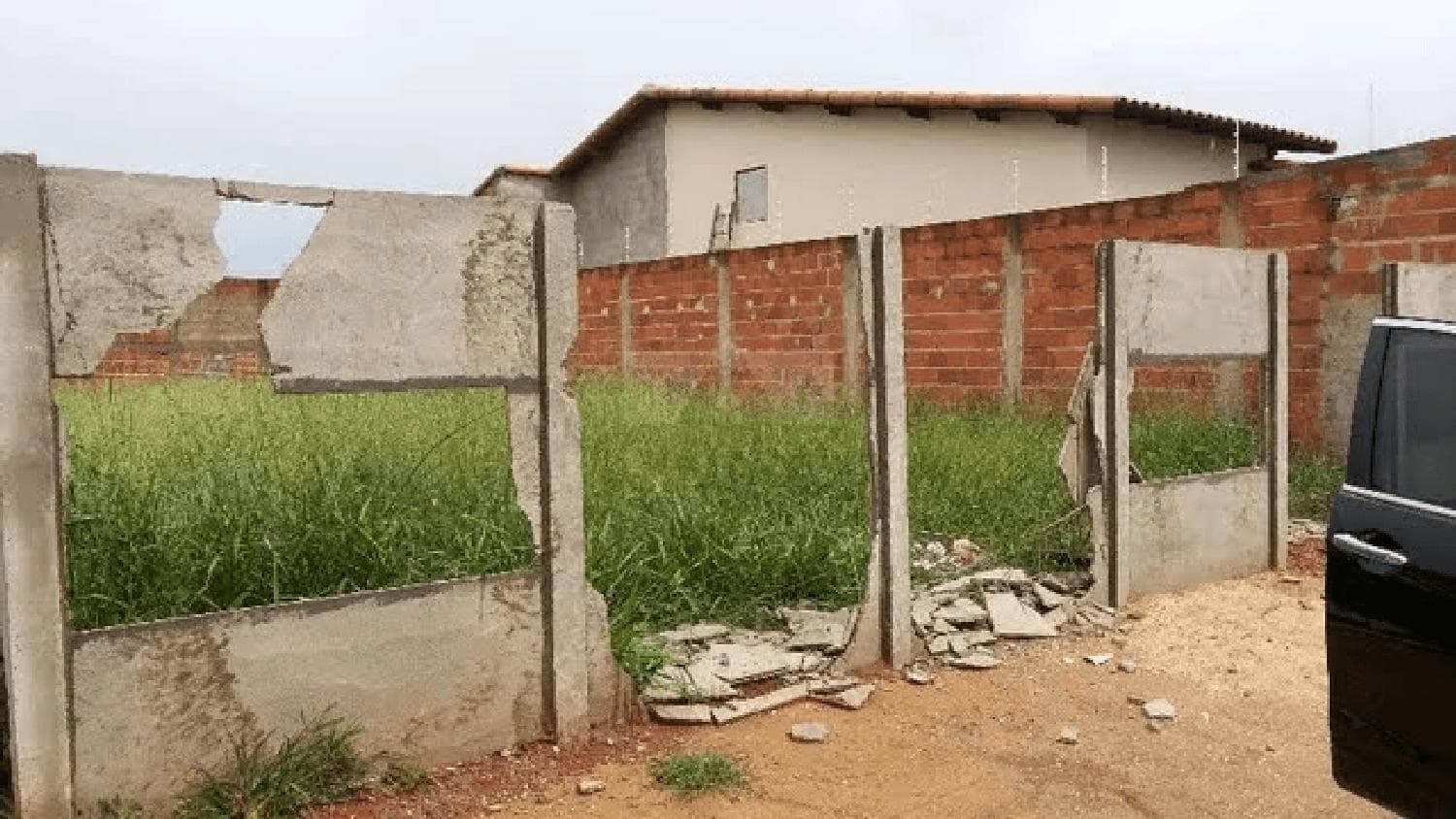 Terreno à venda no bairro Minas Gerais em Uberlândia/MG