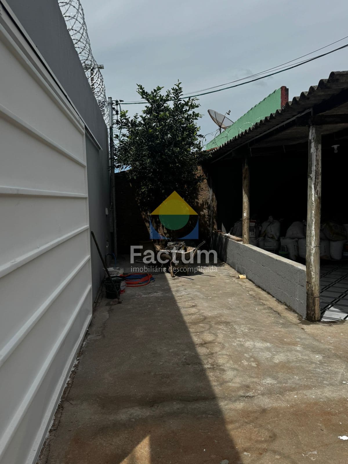 Casa em Uberlândia - Luizote de Freitas
