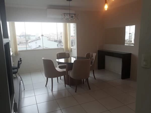 Apartamento à venda no bairro Santa Mônica em Uberlândia/MG