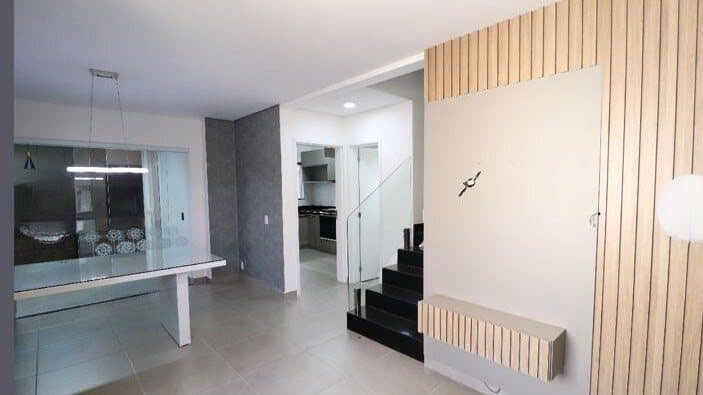 Casa à venda no bairro Jardim Inconfidência em Uberlândia/MG