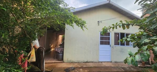 Casa à venda no bairro Pequis em Uberlândia/MG