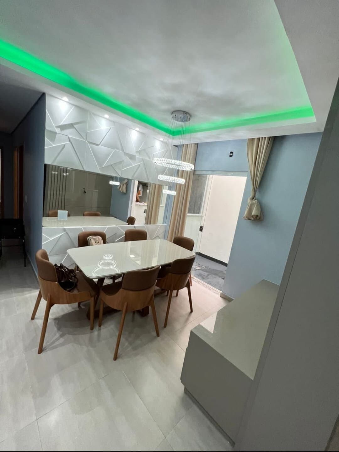 Apartamento à venda no bairro Novo Mundo em Uberlândia/MG