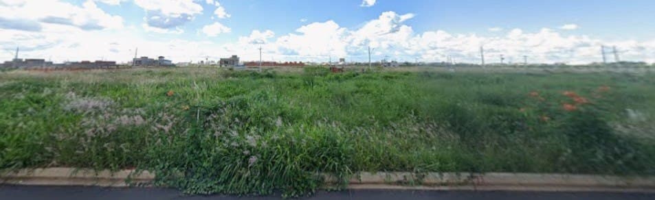Terreno à venda no bairro Novo Mundo em Uberlândia/MG