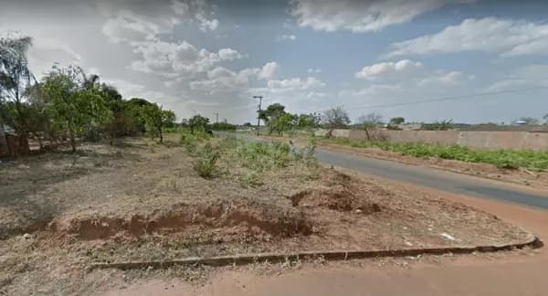 Terreno à venda no bairro Morada Nova em Uberlândia/MG