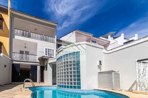 Casa Triplex 241m², 3 quartos - Jacarepaguá, RJ