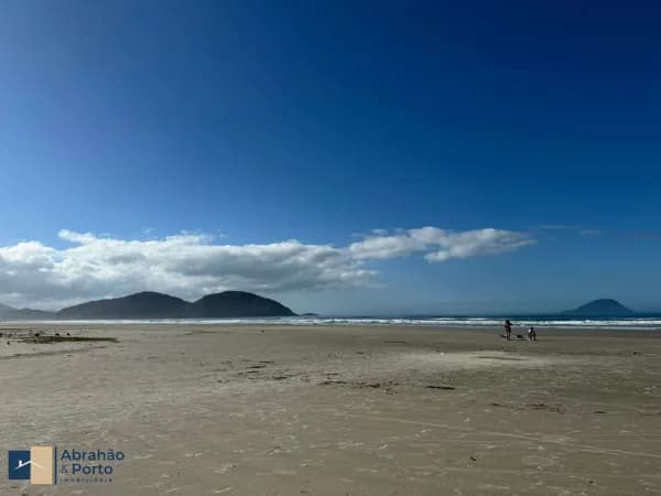 Casa em São Sebastião - Boracéia