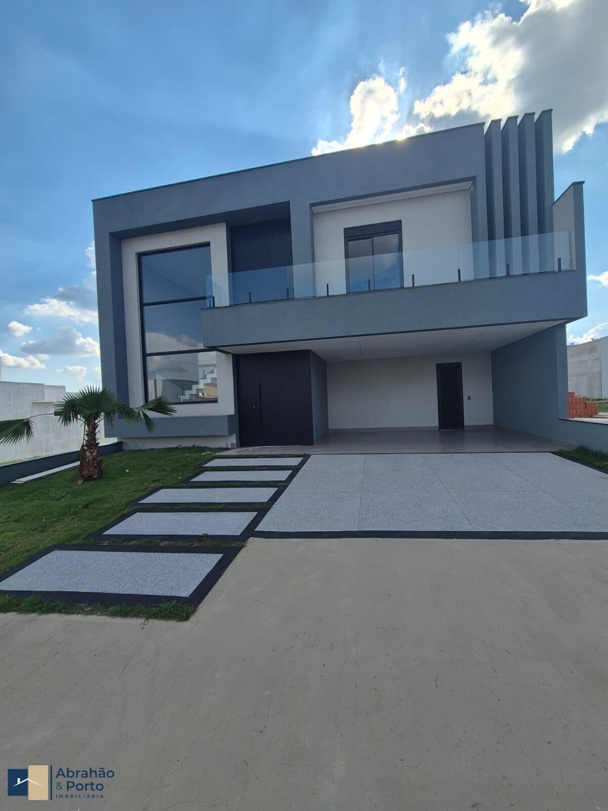 Sobrado em Indaiatuba - Jardim Residencial Dona Maria Candida