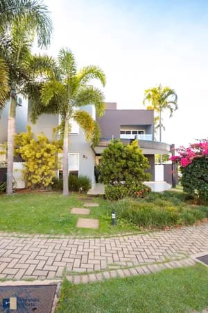 Sobrado no Condomínio Residencial Dona Lucilla