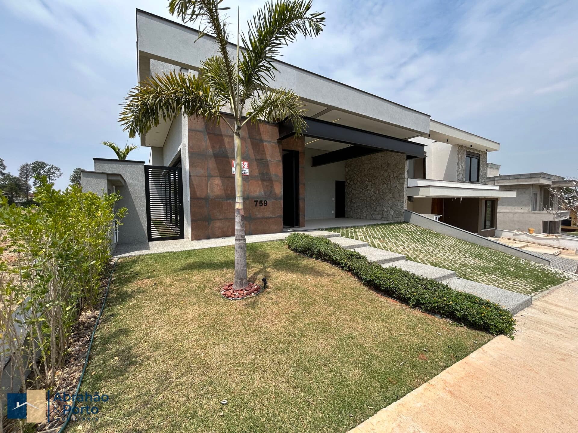 Casa de Condomínio em Indaiatuba - Jardim Residencial Sapezal