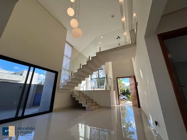 Sobrado em Indaiatuba - Vila Avaí