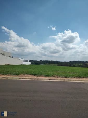 Terreno no Condomínio Reserva Petrus
