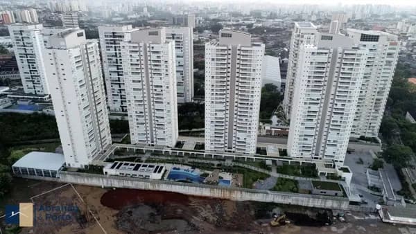 Apartamento Porteira Fechada no Condomínio Caminhos da Lapa - Jerivás