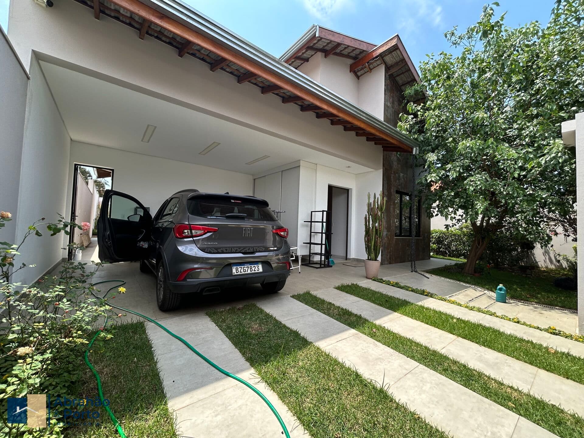 Casa Térrea à venda no bairro Vila Suíça- Indaiatuba/SP
