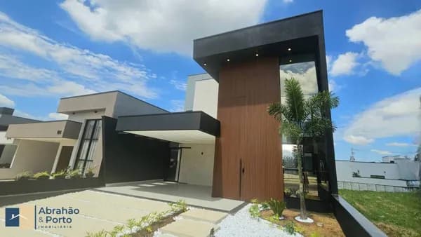 Casa térrea no Condomínio Evidências