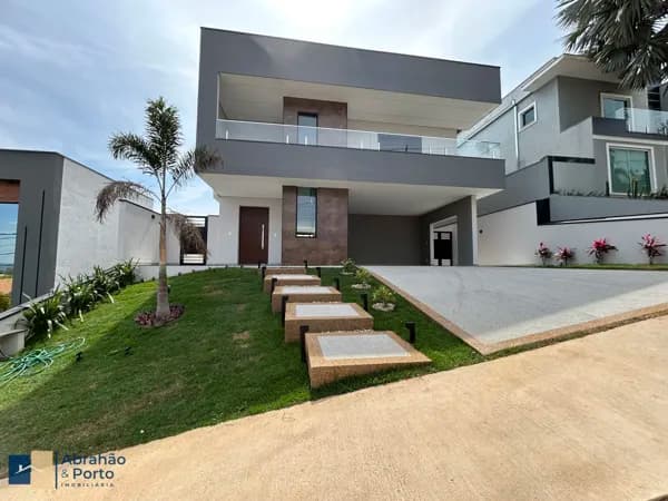 Sobrado em Indaiatuba - Centro