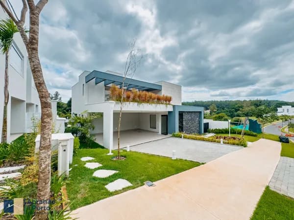 Sobrado no Condomínio Villa dos Pinheiros