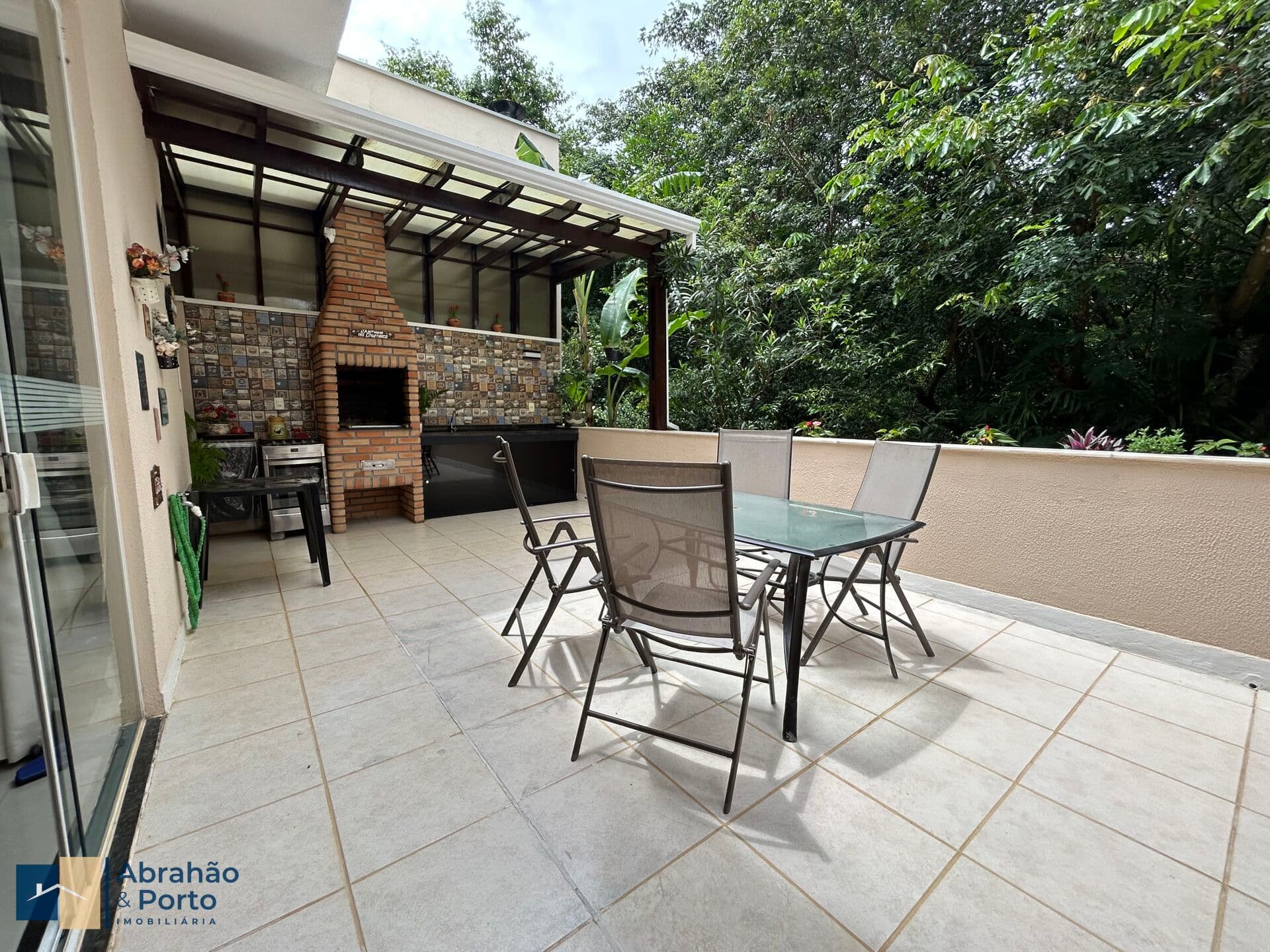 Sobrado em Indaiatuba - Jardim Montreal Residence