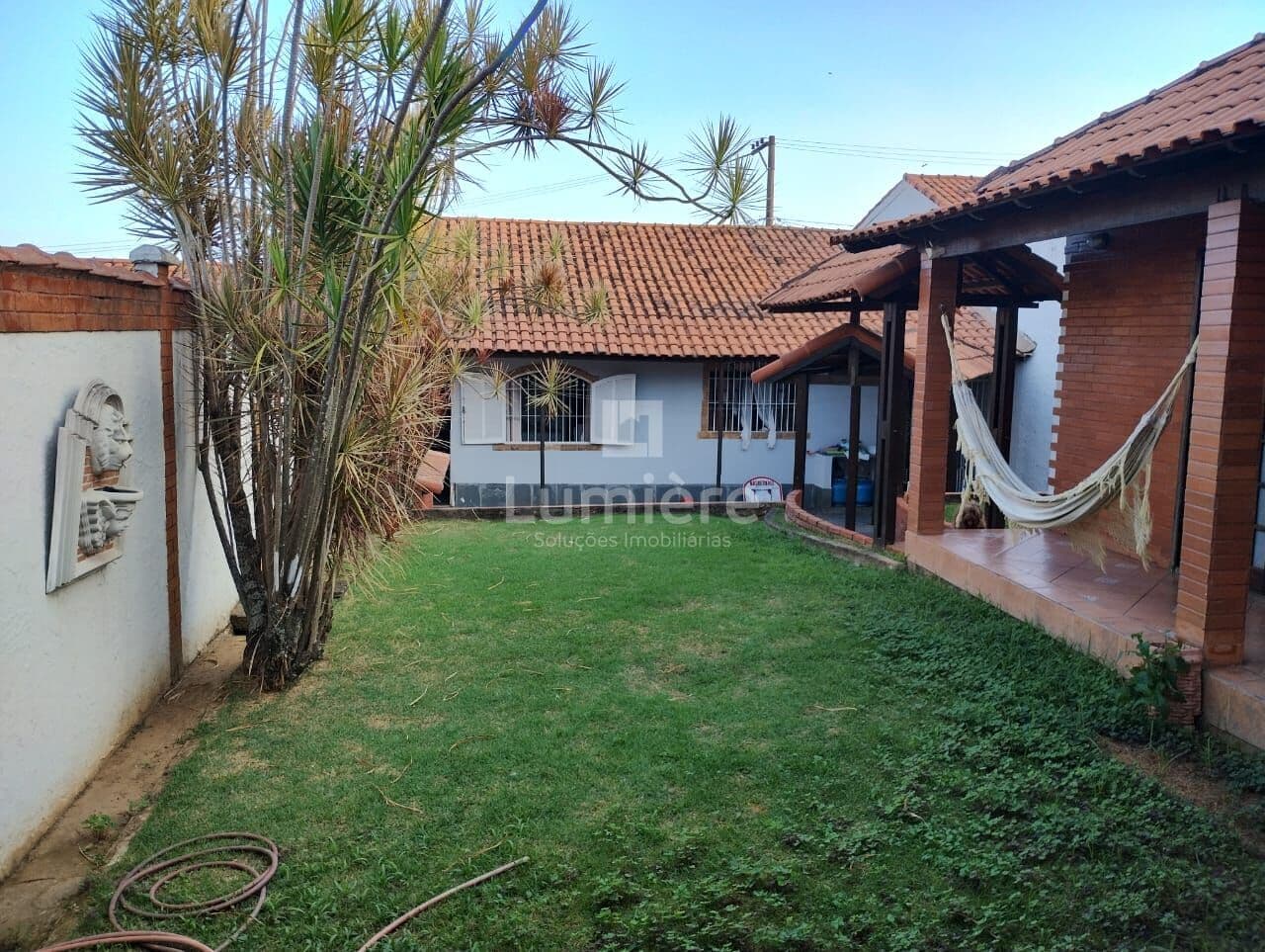 Casa 3 Quartos sendo 1 Suíte e com Edícula na Voltac, Volta Redonda - RJ