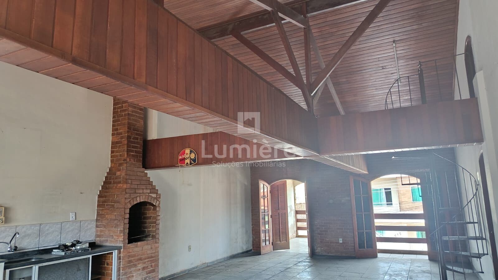 Casa Duplex 5 Quartos sendo 2 Suítes no Casa de Pedra, Volta Redonda - RJ