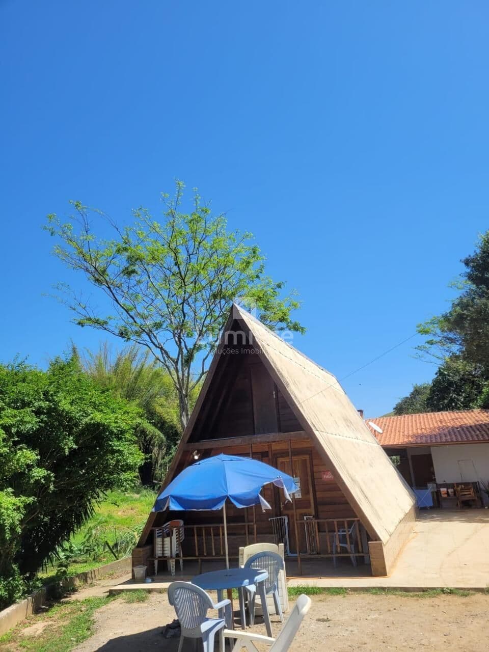 Sítio à Venda - Barra do Piraí - RJ